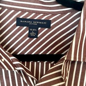Button down fitted dress shirt
